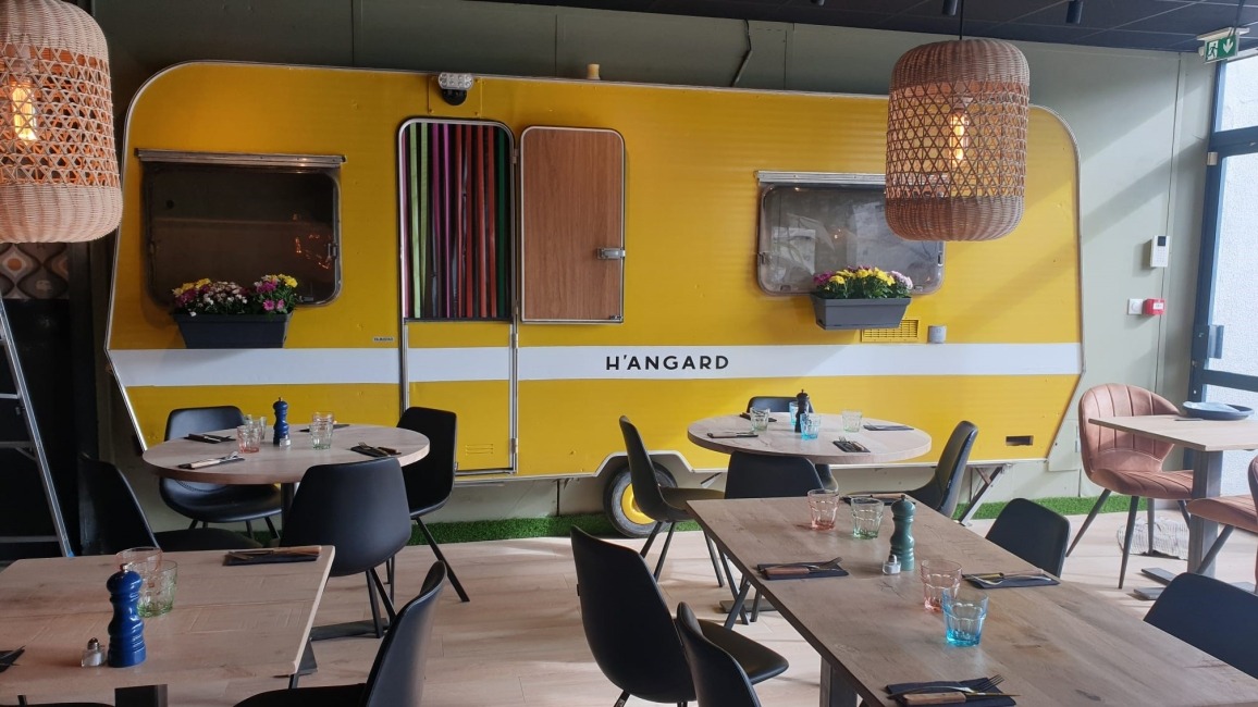 hangard